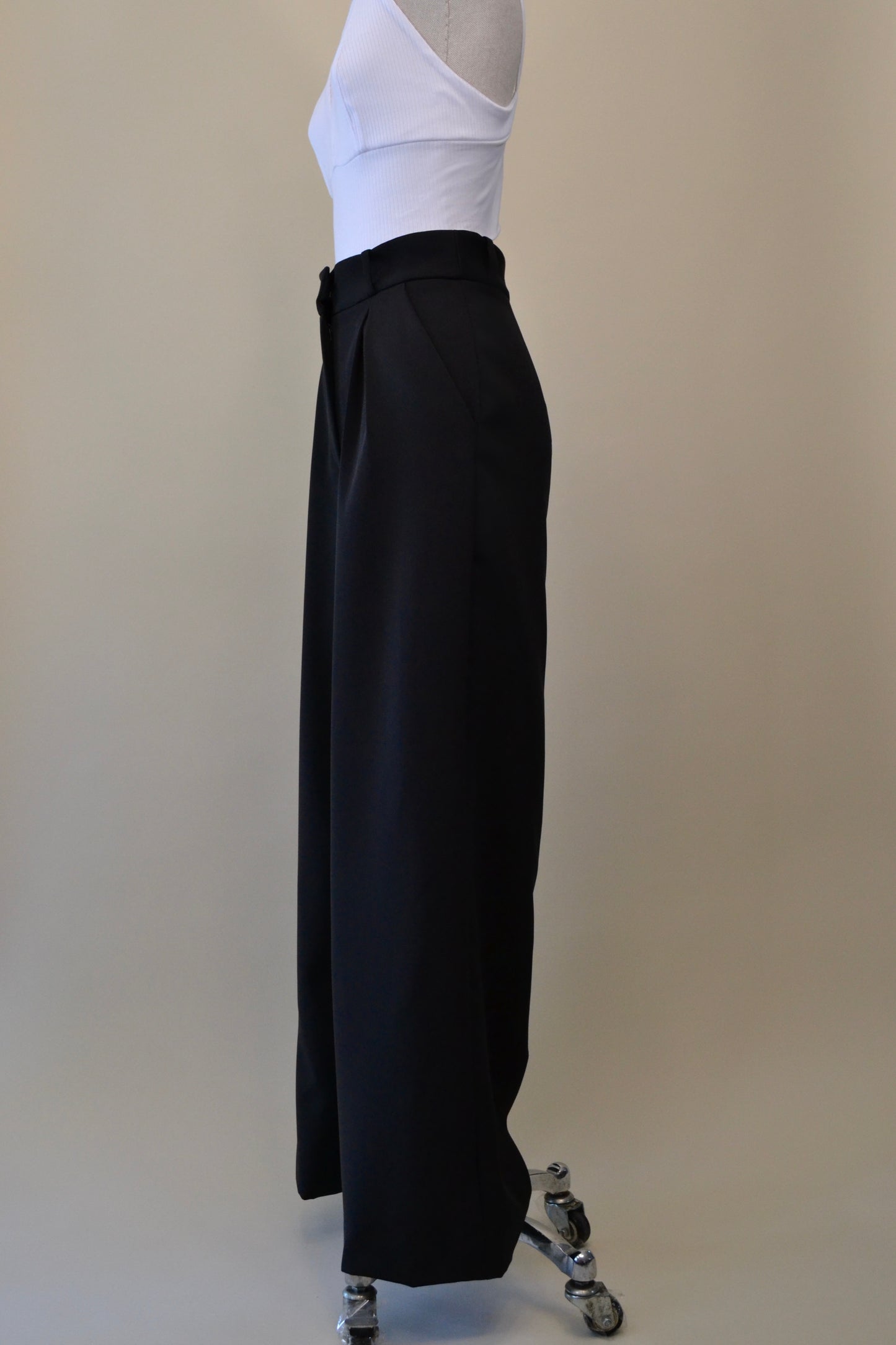 PANTALÓN TROUSERS NEGRO