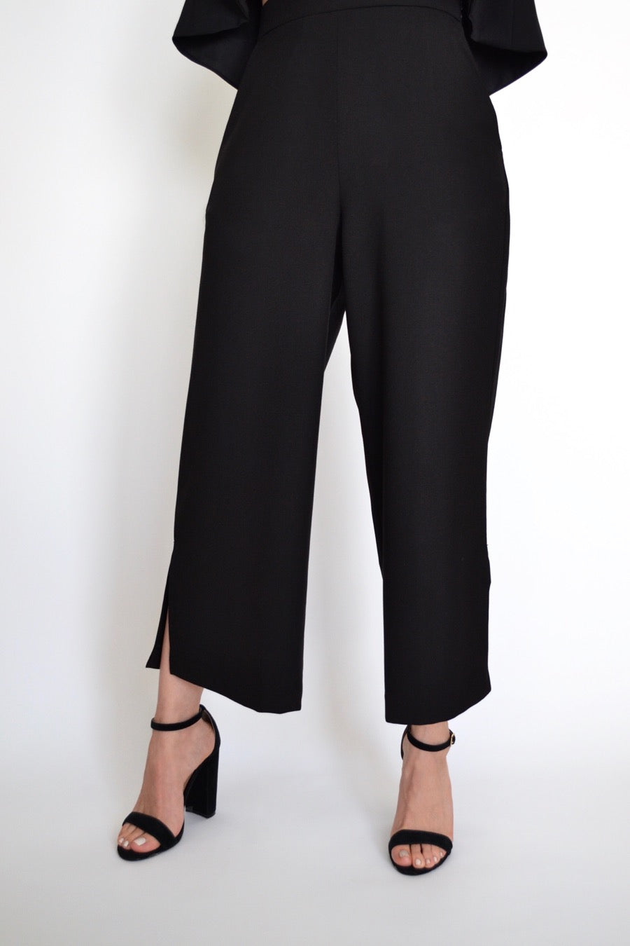 PANTALÓN CULOTTE NEGRO
