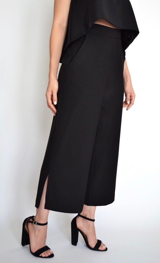 PANTALÓN CULOTTE NEGRO